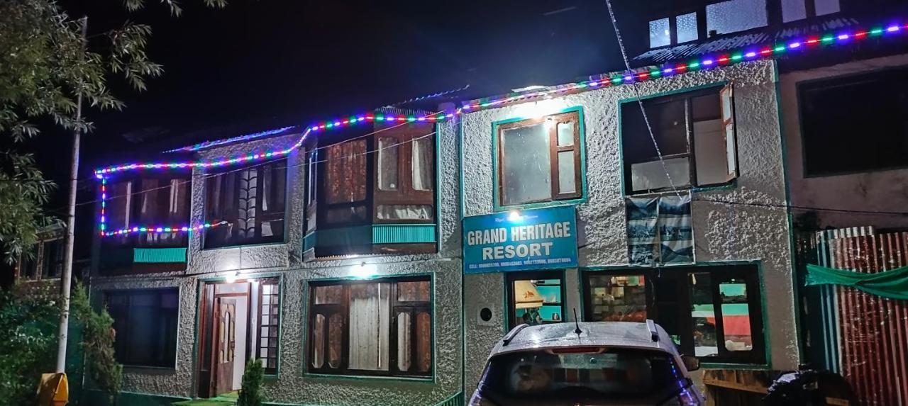 Grand Heritage Resort Pahalgam Luaran gambar