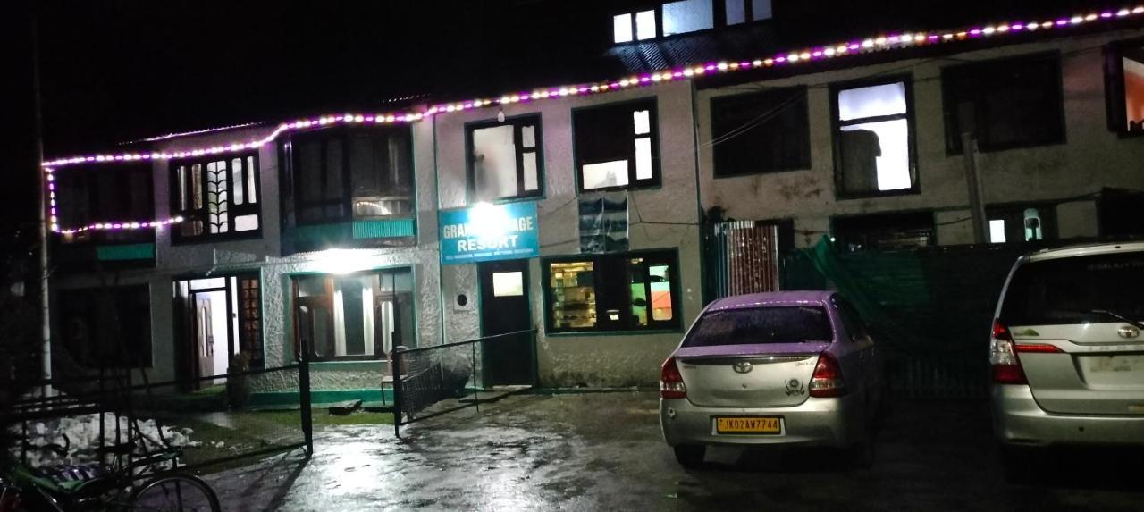 Grand Heritage Resort Pahalgam Luaran gambar