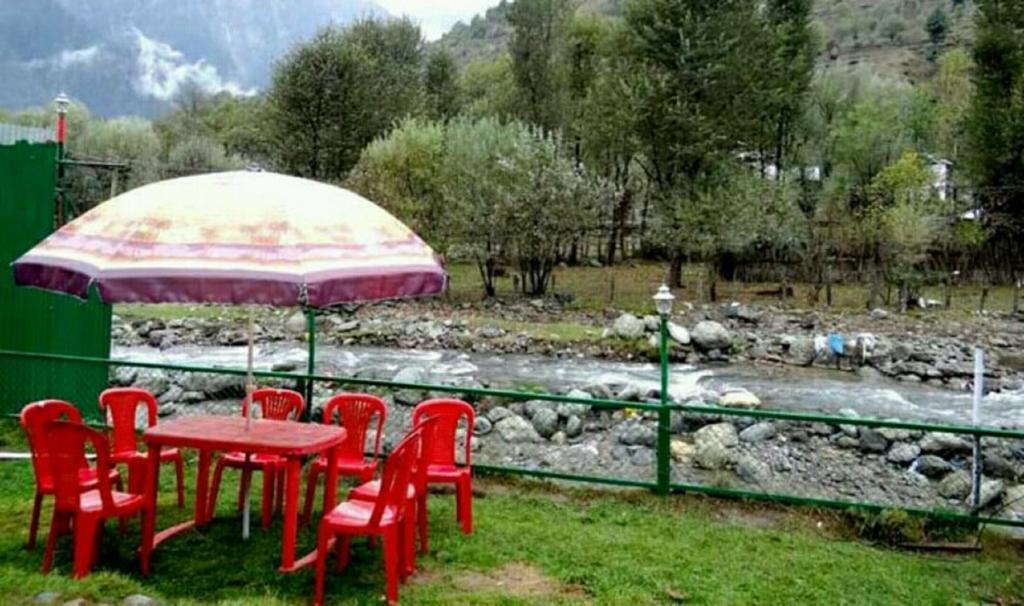 Grand Heritage Resort Pahalgam Luaran gambar
