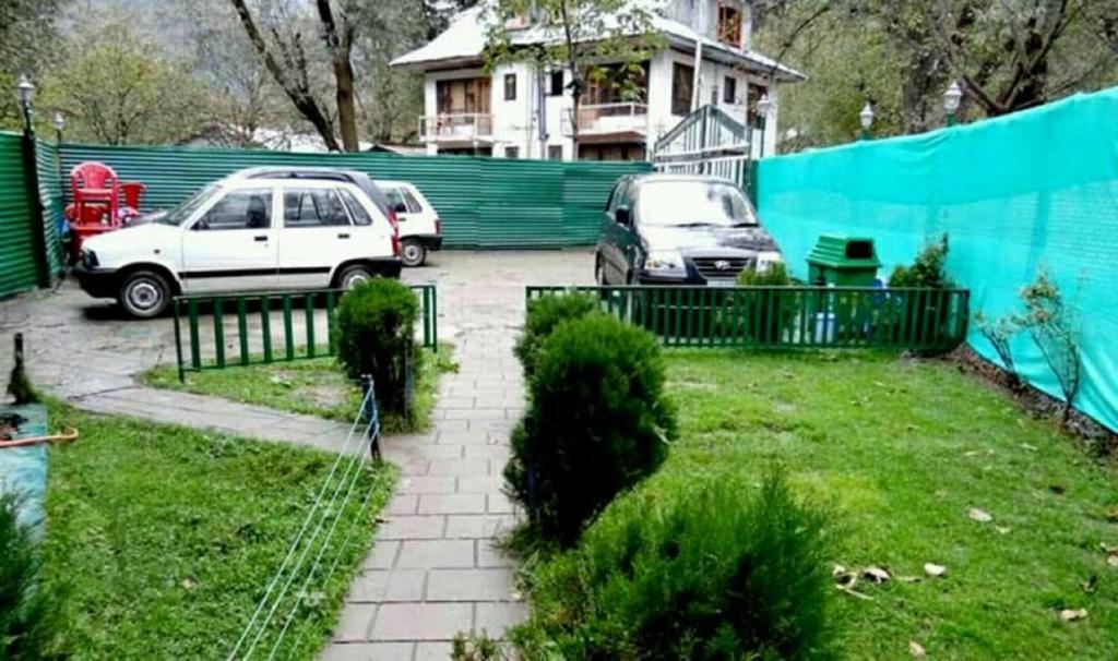 Grand Heritage Resort Pahalgam Luaran gambar